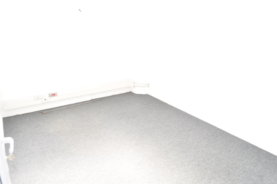 To Let commercial Property for Rent in Paarden Eiland Western Cape